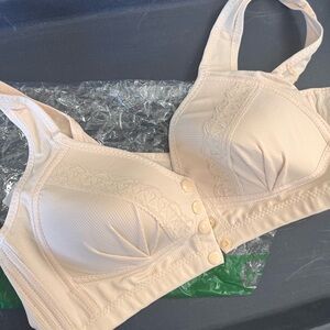 Front Snap Cream Lace Bra